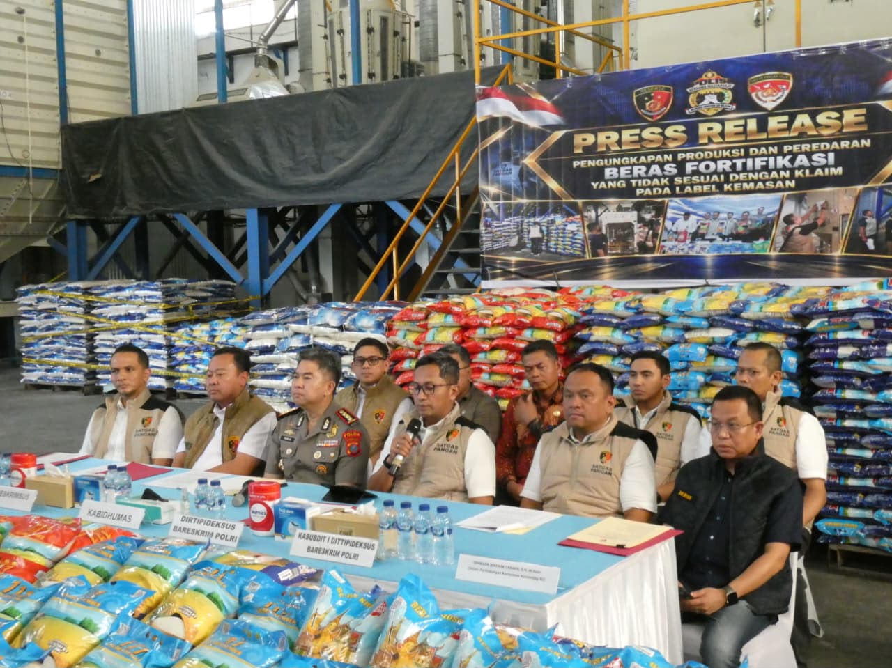 Polri Ungkap Produksi 525 Ton Beras Fortifikasi Tak Sesuai Label