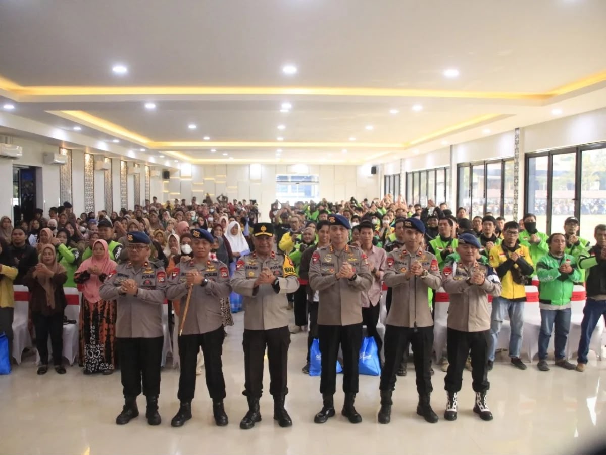Brimob Sulteng Gelar Hipnoterapi Gratis bagi 485 Warga Sambut HUT ke-81